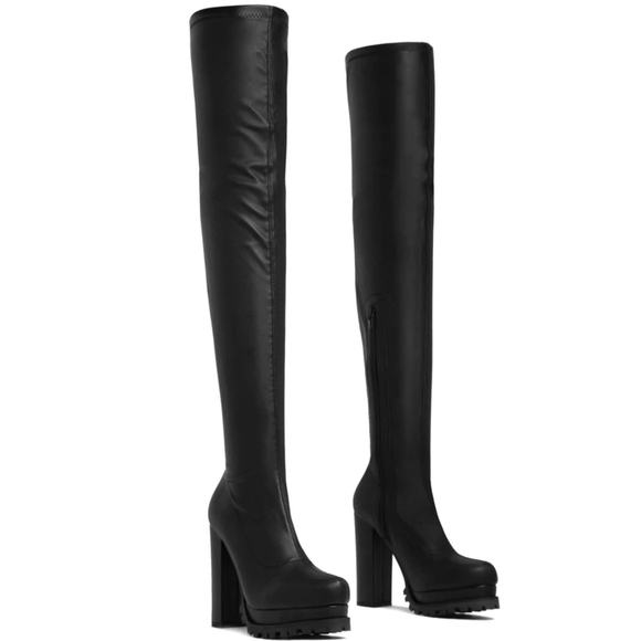 𝙇𝙖𝙨𝙩 𝙎𝙞𝙯 9 🖤Unstoppable Over The Knee Boot - Blk - Picture 9 of 12